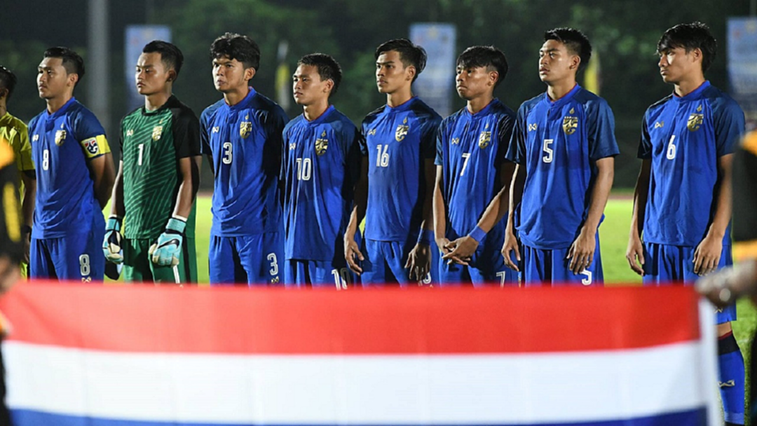 คลอดแล้ว!!! "สมาคมฟุตบอลฯ" เปิดรายชื่อ 30 แข้ง "ช้างศึก U19" ชุดอุ่นเครื่อง "เสือเหลือง U19"