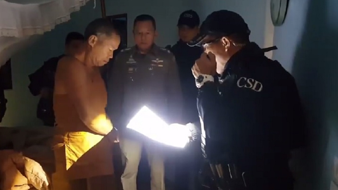 ก่อนสิ้นอิสรภาพ!! เปิดคลิปนาทีคอมมานโดบุกรวบตัว “พระพุทธะอิสระ”(มีคลิป)