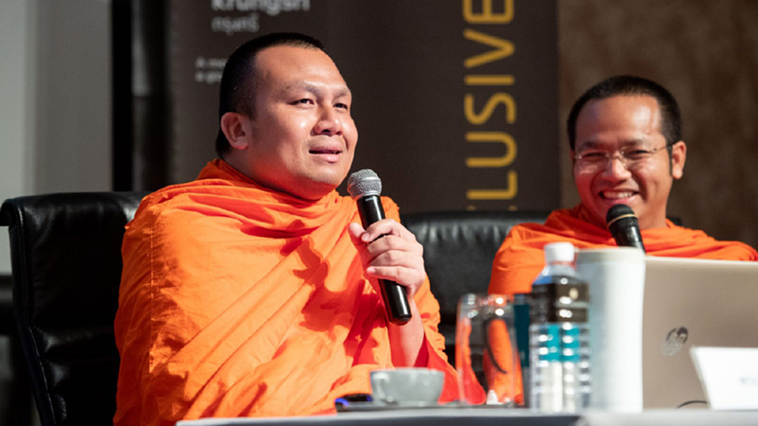 ธรรมะสุขใจ ออมเงินอย่างไรก็รวย กับกรุงศรี เอ็กซ์คลูซีฟ ธรรมะสุขใจ ออมเงินอย่างไรก็รวย กับกรุงศรี เอ็กซ์คลูซีฟ