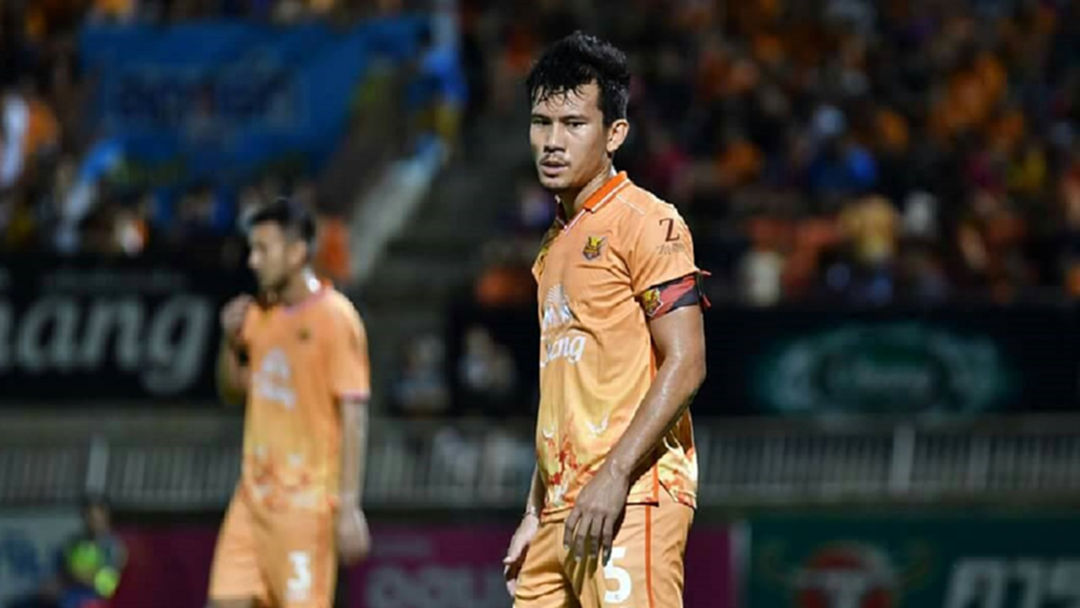 ข่าวร้าย!! "ค้างคาวไฟ" หลังยวบ "กัปตันเจ๋ง" กล้ามเนื้อฉีกพัก 6 สัปดาห์