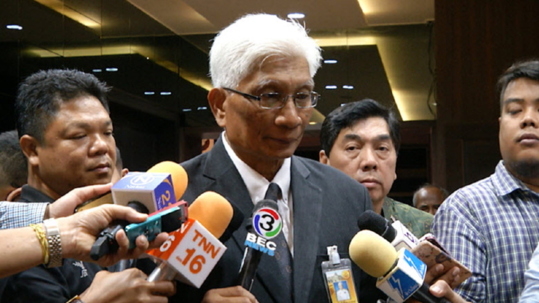 "สุวพันธุ์" นัดคุยม็อบป่าแหว่ง 6 พ.ค. รื้อ-ไม่รื้อต้องรอบคอบ "สุวพันธุ์" นัดคุยม็อบป่าแหว่ง 6 พ.ค. รื้อ-ไม่รื้อต้องรอบคอบ