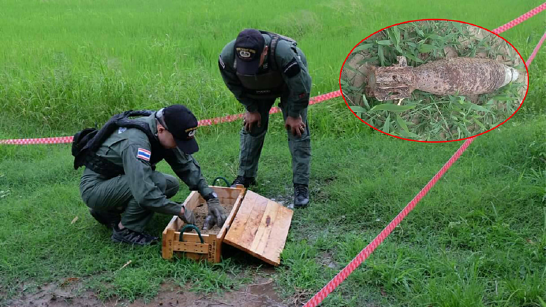 กาญจนบุรีระทึก!  พบลูกปืน ค.60 ซุกซ่อนในพงหญ้า