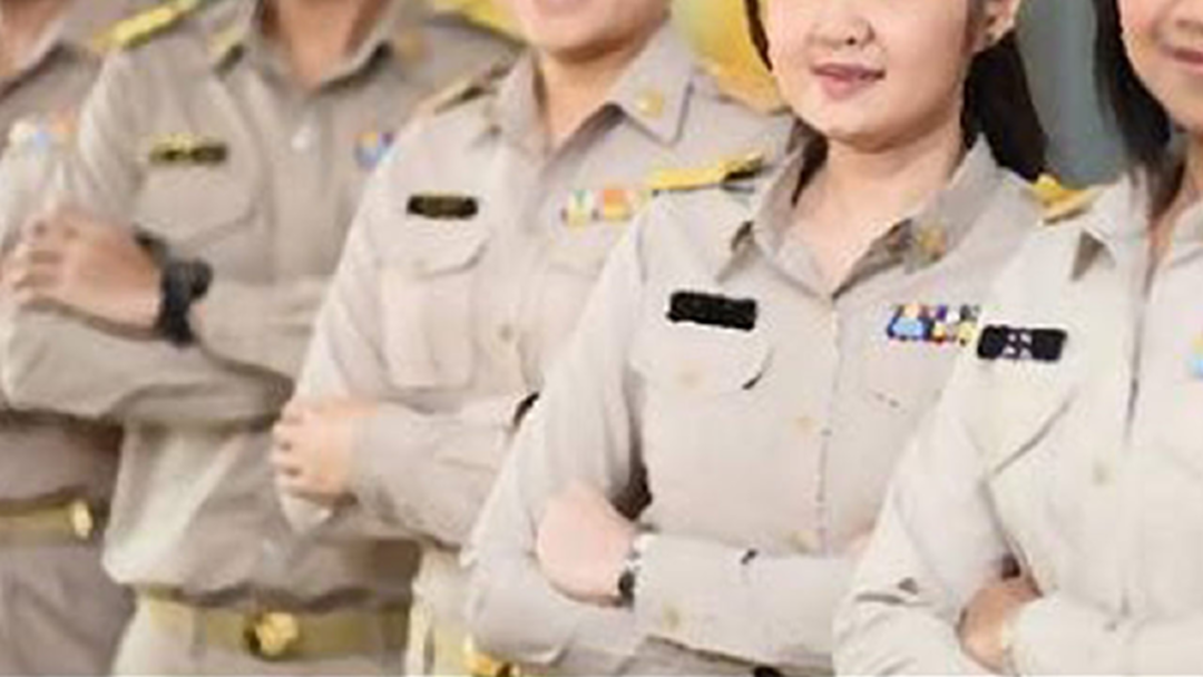 โผล่อีก! "ผู้ใหญ่บ้าน" แฉ 2 ข้าราชการ โกงเกษตรกร โผล่อีก! "ผู้ใหญ่บ้าน" แฉ 2 ข้าราชการ โกงเกษตรกร