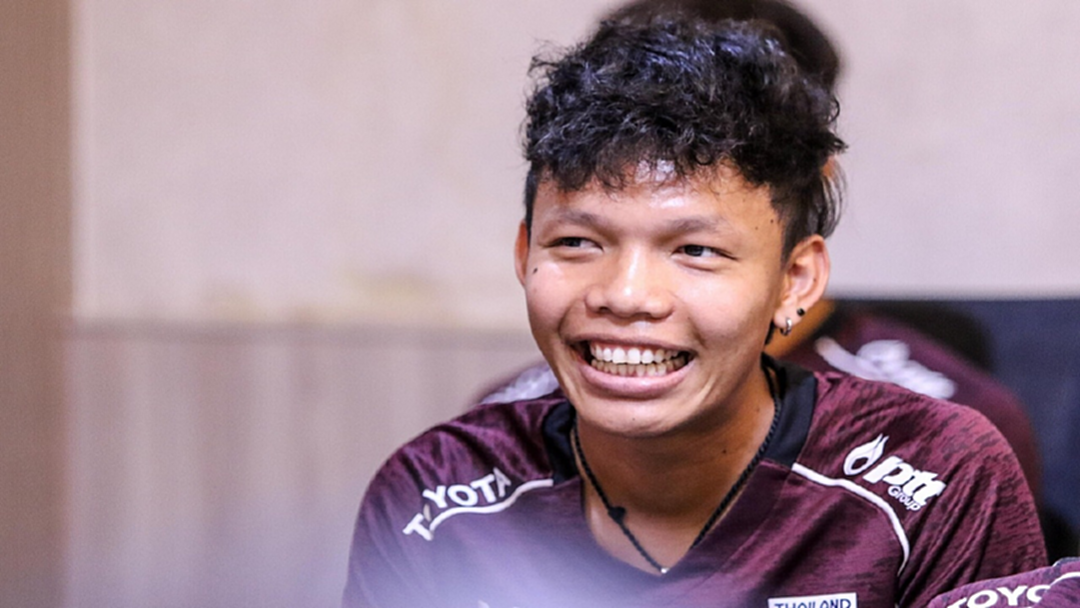 "โค้ชโย่ง" ตั้ง "สุริยา" นั่งกัปตันทีม 3 แข้งหลักถอนตัวชุดเตรียมเอเชียน เกมส์ "โค้ชโย่ง" ตั้ง "สุริยา" นั่งกัปตันทีม 3 แข้งหลักถอนตัวชุดเตรียมเอเชียน เกมส์