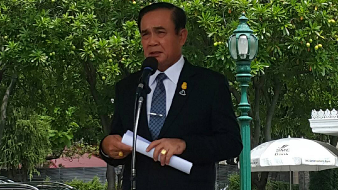 "บิ๊กตู่" ลั่นอย่ามาเร่งทูลเกล้าฯพ.ร.ป.เลือกตั้ง ย้ำยังไม่ปลดล็อกพรรการเมือง "บิ๊กตู่" ลั่นอย่ามาเร่งทูลเกล้าฯพ.ร.ป.เลือกตั้ง ย้ำยังไม่ปลดล็อกพรรการเมือง
