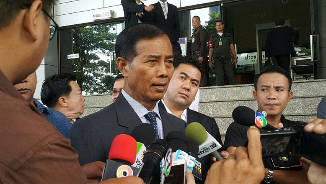 ส.ส.ย้ายพรรคเป็นเรื่องปกติ...! "ถาวร เสนเนียม" ปัดตำหนิเป็นสิทธิ์ส่วนบุคคล ส.ส.ย้ายพรรคเป็นเรื่องปกติ...! "ถาวร เสนเนียม" ปัดตำหนิเป็นสิทธิ์ส่วนบุคคล