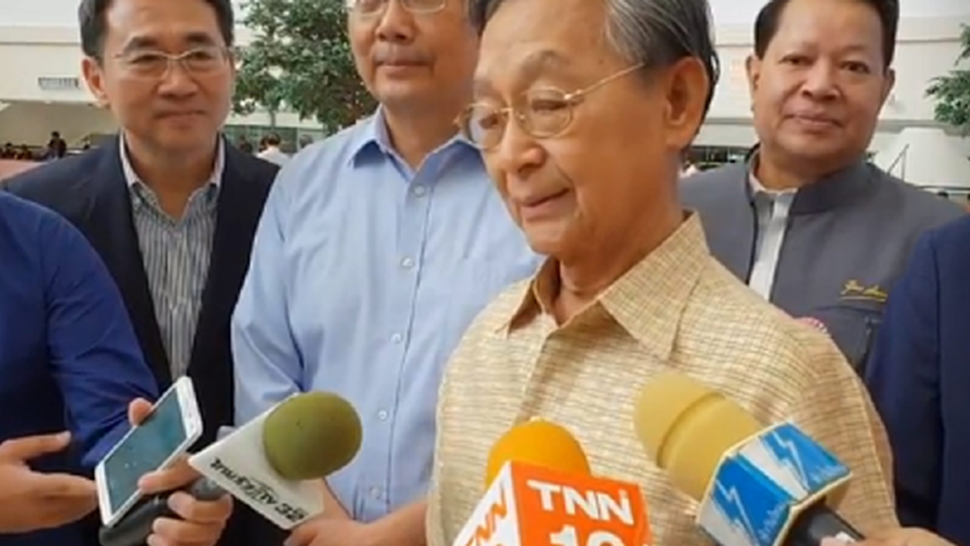 "ชวน" เชื่อคนยังหนุนประชาธิปัตย์ ไร้รีเทิร์นนั่งหัวหน้า เชื่อไม่ติดโผนายกฯพรรค "ชวน" เชื่อคนยังหนุนประชาธิปัตย์ ไร้รีเทิร์นนั่งหัวหน้า เชื่อไม่ติดโผนายกฯพรรค