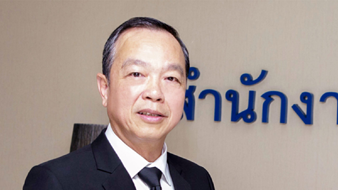 เร่งช่วย รปภ.ถูกรถชนตกอาคารจอดรถศูนย์การค้าที่โคราชเสียชีวิต