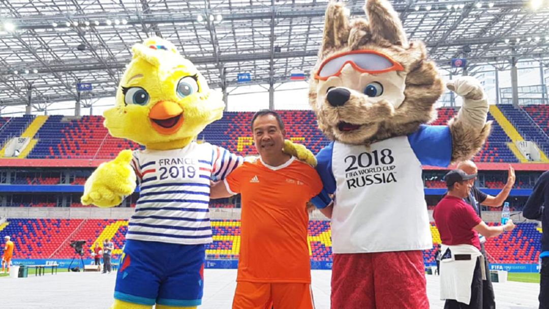 นำทัพ ! “บิ๊กอ๊อด” สวมปลอมแขนกัปตันทีม “เอเอฟซี” ปะทะแข้ง "ตำนานฟีฟ่า” นำทัพ ! “บิ๊กอ๊อด” สวมปลอมแขนกัปตันทีม “เอเอฟซี” ปะทะแข้ง "ตำนานฟีฟ่า”