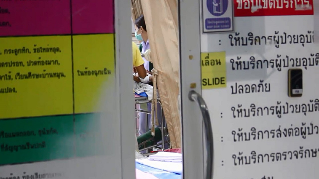 หนุ่มชุมพรโหด ซ้อมเมียก่อนจับแขวนคอต่อหน้าลูก หนุ่มชุมพรโหด ซ้อมเมียก่อนจับแขวนคอต่อหน้าลูก