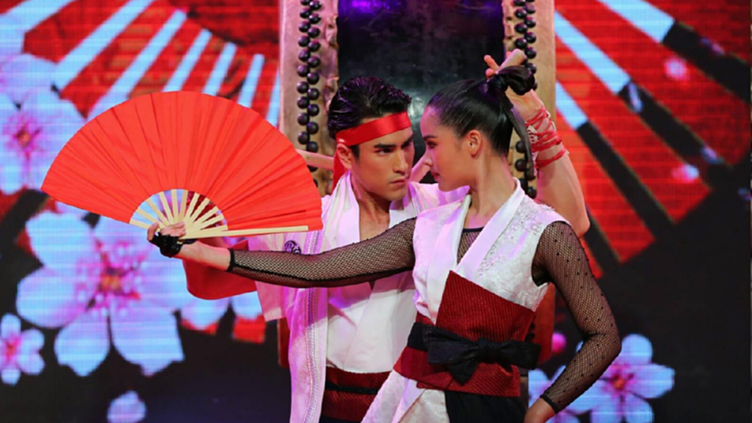 คู่จิ้นตัวท็อป "ณเดชน์ & ญาญ่า" ควงคู่โชว์ ตีกลองไทโกะ คู่จิ้นตัวท็อป "ณเดชน์ & ญาญ่า" ควงคู่โชว์ ตีกลองไทโกะ