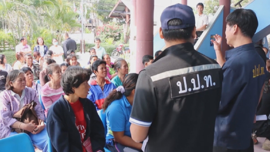 ผงะ! พบ 270 ข้าราชการถูกกล่าวหาทุจริตเงินคนจน สั่งย้ายแล้ว 65 ผ.อ. ผงะ! พบ 270 ข้าราชการถูกกล่าวหาทุจริตเงินคนจน สั่งย้ายแล้ว 65 ผ.อ.