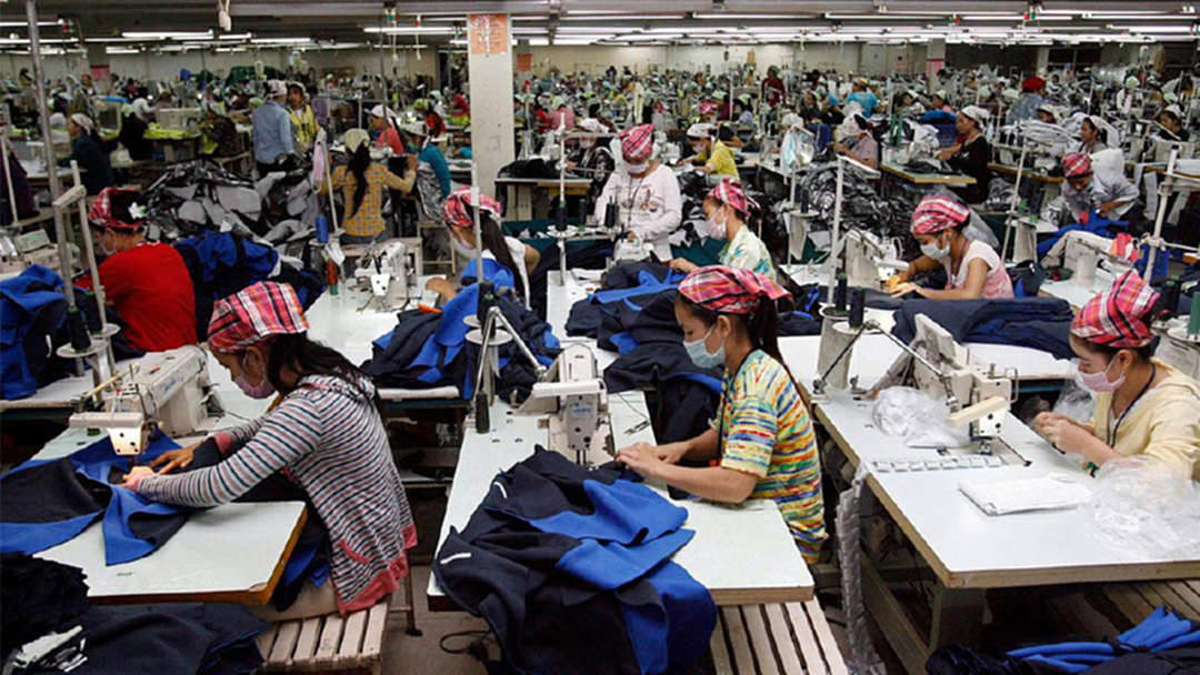 ผิดกฎหมาย! เตือน นายจ้างบังคับให้ลูกจ้างทำงานล่วงเวลา