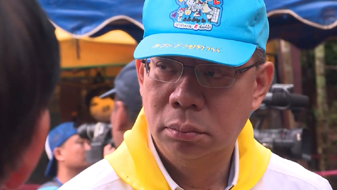 ผู้ว่าฯเชียงราย วางแนวทางปฏิบัติการกู้ 13 ชีวิต ผู้ว่าฯเชียงราย วางแนวทางปฏิบัติการกู้ 13 ชีวิต