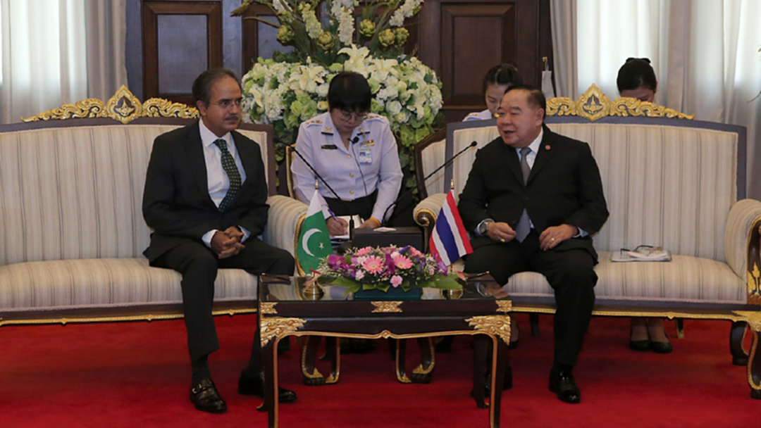 "บิ๊กป้อม" ต้อนรับ ท่านทูตฯ ปากีสถาน ยันไทยพร้อมให้การสนับสนุนในการปกป้องสิทธิมนุษยชน "บิ๊กป้อม" ต้อนรับ ท่านทูตฯ ปากีสถาน ยันไทยพร้อมให้การสนับสนุนในการปกป้องสิทธิมนุษยชน