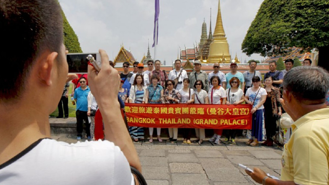 นักท่องเที่ยวจีนทำสถิติ เที่ยวไทยเดือนเดียว เกือบ 9 แสนคน นักท่องเที่ยวจีนทำสถิติ เที่ยวไทยเดือนเดียว เกือบ 9 แสนคน