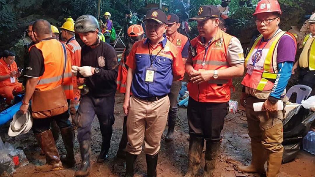 ปภ.เสริมกำลังต่อเนื่องหนุนปฎิบัติการช่วย 13ชีวิตติดถ้ำหลวง ปภ.เสริมกำลังต่อเนื่องหนุนปฎิบัติการช่วย 13ชีวิตติดถ้ำหลวง