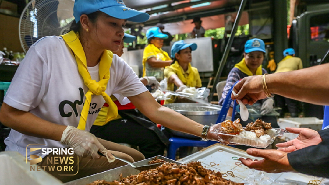 "ไข่เจียวและไก่ทอด" เมนูฮิตครัวพระราชทานที่ถ้ำหลวง "ไข่เจียวและไก่ทอด" เมนูฮิตครัวพระราชทานที่ถ้ำหลวง