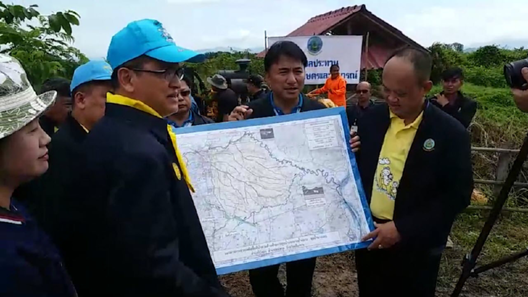 เปิดแผนกรมชลฯ สร้างฝายเบี่ยงน้ำไหลเข้าถ้ำหลวง