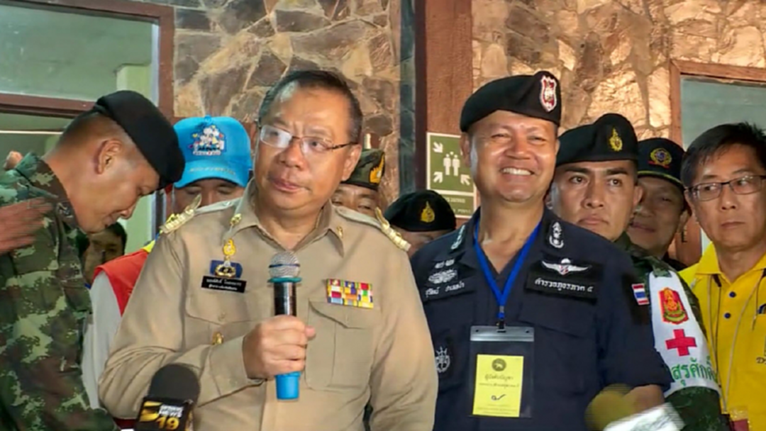 ฟังอีกครั้ง! ผู้ว่าฯ เชียงรายแถลงเจอ 13 ชีวิต ฟังอีกครั้ง! ผู้ว่าฯ เชียงรายแถลงเจอ 13 ชีวิต