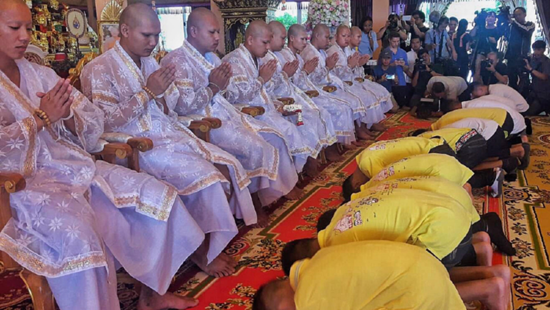 9 นายทหารบวชอุทิศกุศล "จ่าแซม" วีรบุรุษถ้ำหลวง - โค้ชเอกเตรียมบวช 1 พรรษา 9 นายทหารบวชอุทิศกุศล "จ่าแซม" วีรบุรุษถ้ำหลวง - โค้ชเอกเตรียมบวช 1 พรรษา