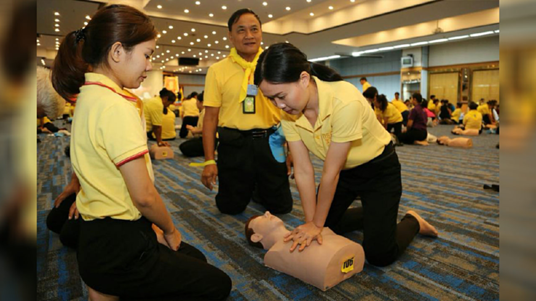 สาธารณสุข จัดอบรม ช่วยชีวิตขั้นพื้นฐาน แก่จิตอาสาและประชาชนทั่วไป เฉลิมพระเกียรติในหลวง ร. 10 สาธารณสุข จัดอบรม ช่วยชีวิตขั้นพื้นฐาน แก่จิตอาสาและประชาชนทั่วไป เฉลิมพระเกียรติในหลวง ร. 10