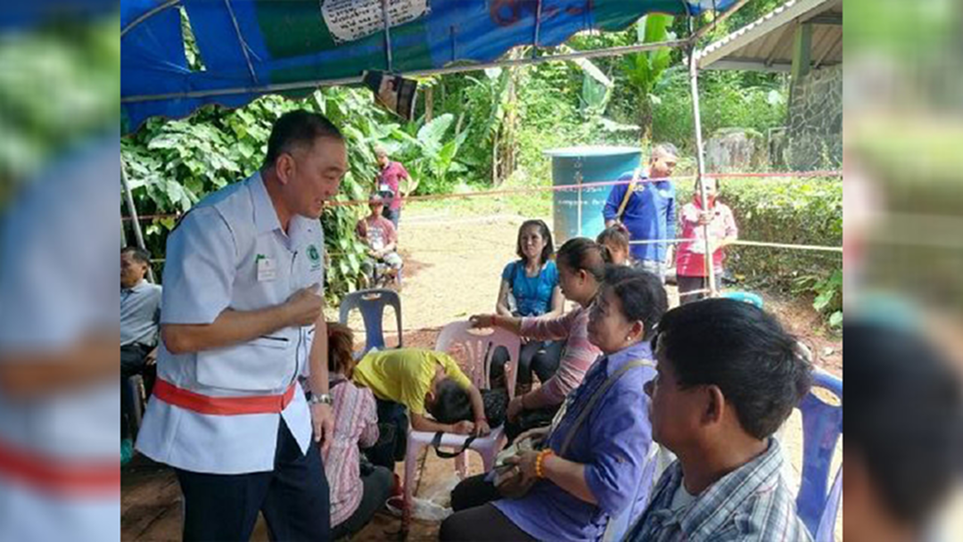 อธิบดีกรมสุขภาพจิตเผย ญาติ 13 ชีวิตติดถ้ำหลวง มี 6 เครียดหนักจนต้องให้ยารักษา อธิบดีกรมสุขภาพจิตเผย ญาติ 13 ชีวิตติดถ้ำหลวง มี 6 เครียดหนักจนต้องให้ยารักษา
