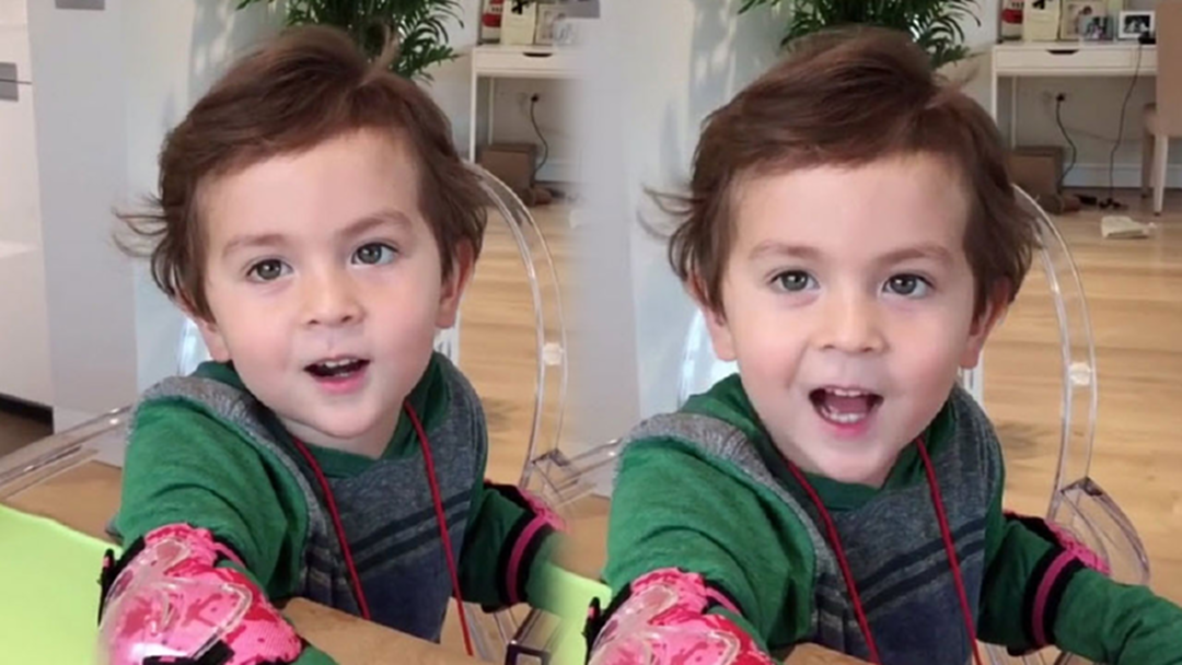 ฟัง "ลูก้า" ลูกชาย "พอลล่า" ร้องเพลง โด เร มี น่ารักมาก![คลิป]