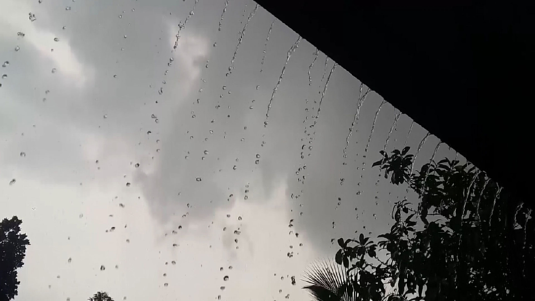 อุตุฯ เตือนภาคใต้ฝนยังหนัก อุตุฯ เตือนภาคใต้ฝนยังหนัก