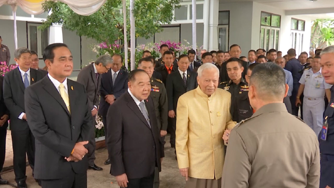 "ป๋าเปรม" ห่วงบ้านเมืองหลังเลือกตั้ง "ป๋าเปรม" ห่วงบ้านเมืองหลังเลือกตั้ง