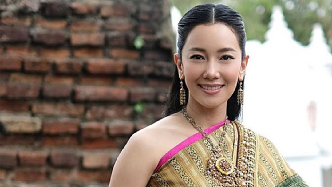 "นุ่น วรนุช" โพสต์ถาม...ทำไมแต่งชุดไทยถ่ายรูปที่ป้อมพระสุเมรุไม่ได้!? "นุ่น วรนุช" โพสต์ถาม...ทำไมแต่งชุดไทยถ่ายรูปที่ป้อมพระสุเมรุไม่ได้!?
