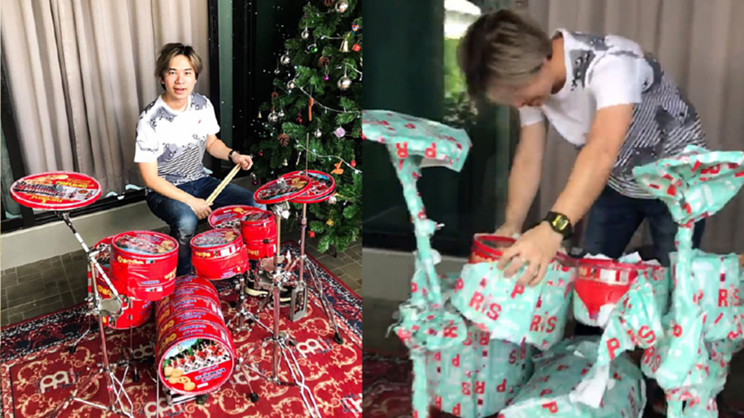 เซอร์ไพรส์หนักมาก ! หนุ่มได้ของขวัญเป็นกลองชุด แกะออกเป็นกล่องคุกกี้สีแดง