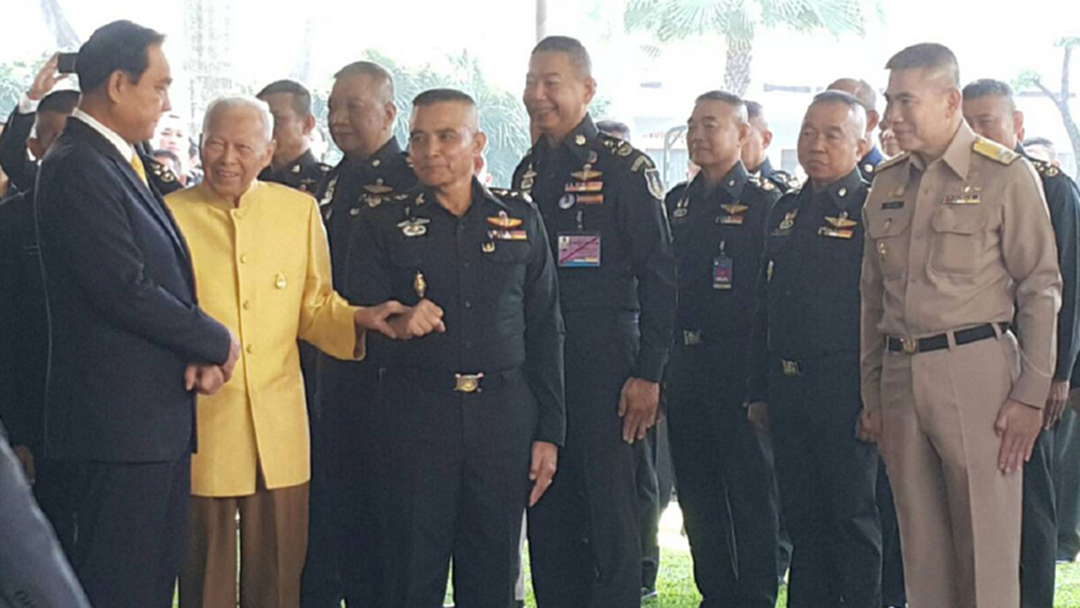"ป๋าเปรม" ชม "บิ๊กตู่" บริหารประเทศดี อยากเห็นการเมืองทุกฝ่ายเป็นมิตร [คลิป]