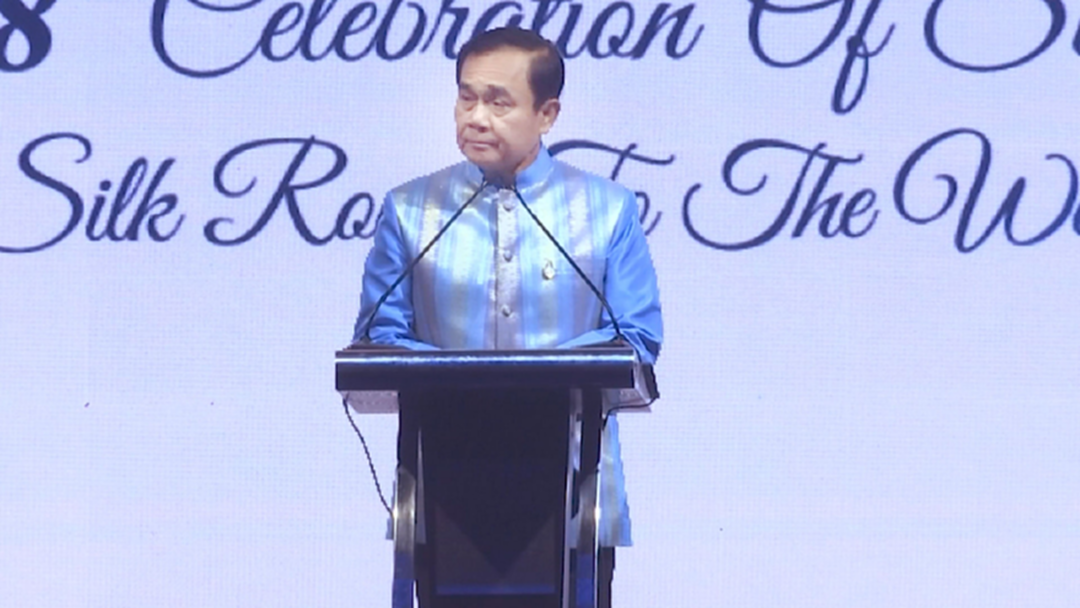 "บิ๊กตู่” เมินเสียงด่า ย้ำยุทธศาสตร์ชาติไม่มุ่งสืบทอดอำนาจ 4 ปีเหนื่อยแต่ต้องทำ "บิ๊กตู่” เมินเสียงด่า ย้ำยุทธศาสตร์ชาติไม่มุ่งสืบทอดอำนาจ 4 ปีเหนื่อยแต่ต้องทำ