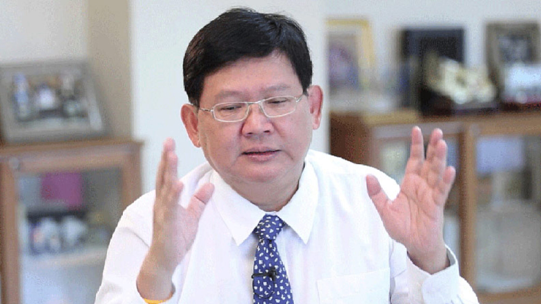 "สุวิทย์" ลั่นยังไม่ไขก๊อกรัฐมนตรี ชี้ปมถือหุ้นไม่ใช่ปัจจัยพร้อมแจงศาล "สุวิทย์" ลั่นยังไม่ไขก๊อกรัฐมนตรี ชี้ปมถือหุ้นไม่ใช่ปัจจัยพร้อมแจงศาล