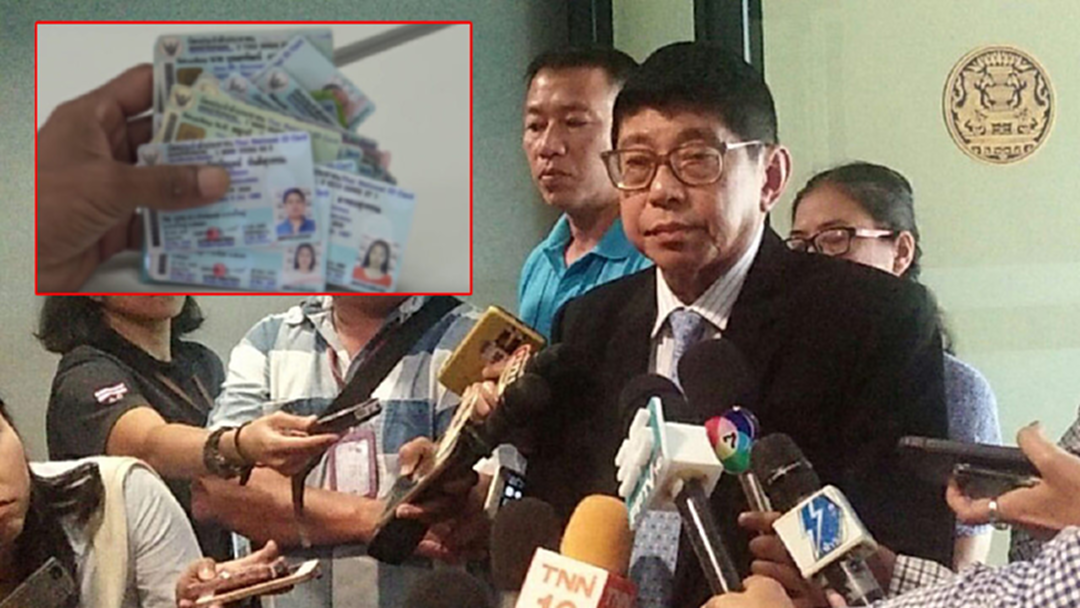 “วิษณุ” ขู่ เก็บบัตรประชาชนเจอแจกใบแดงหลัง พ.ร.ฎ.เลือกตั้งประกาศ “วิษณุ” ขู่ เก็บบัตรประชาชนเจอแจกใบแดงหลัง พ.ร.ฎ.เลือกตั้งประกาศ