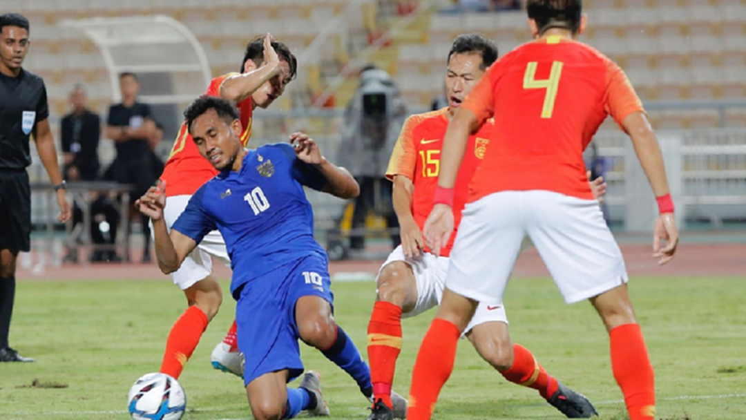 สถิติเป็นรอง!! “ช้างศึก” ชนะ “จีน” แค่ 4 เกมจาก 27 ครั้งที่พบกัน สถิติเป็นรอง!! “ช้างศึก” ชนะ “จีน” แค่ 4 เกมจาก 27 ครั้งที่พบกัน