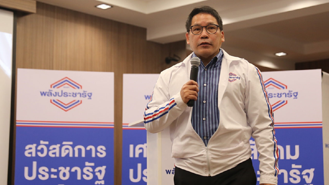 "อุตตม" เปรยทาบ "บิ๊กตู่ - สมคิด" แคนดิเดทนายกรัฐมนตรี รอลุ้น 28 ม.ค. "อุตตม" เปรยทาบ "บิ๊กตู่ - สมคิด" แคนดิเดทนายกรัฐมนตรี รอลุ้น 28 ม.ค.