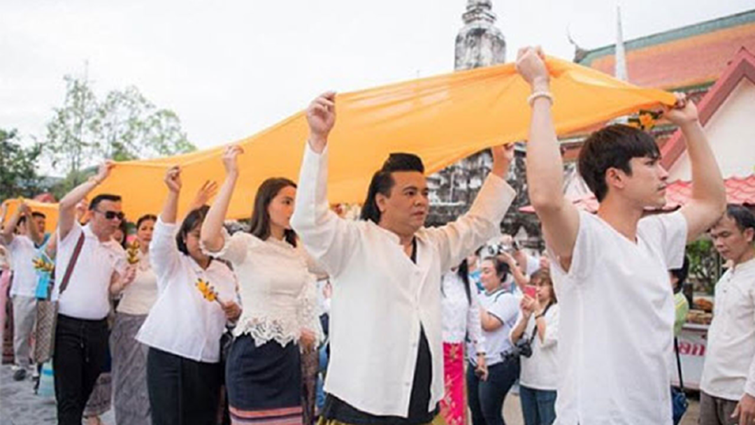 "เอ ศุภชัย" ขอพรพระธาตุนครศรีฯ คุ้มครองชาวใต้ปลอดภัยจาก "พายุปาบึก" "เอ ศุภชัย" ขอพรพระธาตุนครศรีฯ คุ้มครองชาวใต้ปลอดภัยจาก "พายุปาบึก"