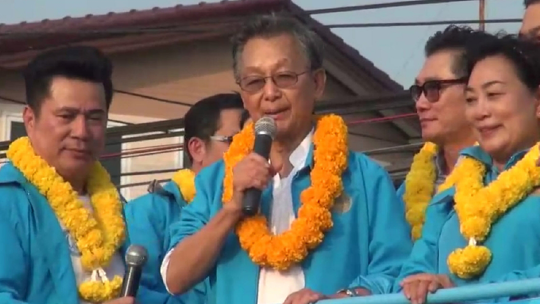 เลือกตั้ง 62 : แฟนคลับยังเหนียว "นายหัวชวน" ลุยช่วยผู้สมัครส.ส.หาเสียง เลือกตั้ง 62 : แฟนคลับยังเหนียว "นายหัวชวน" ลุยช่วยผู้สมัครส.ส.หาเสียง