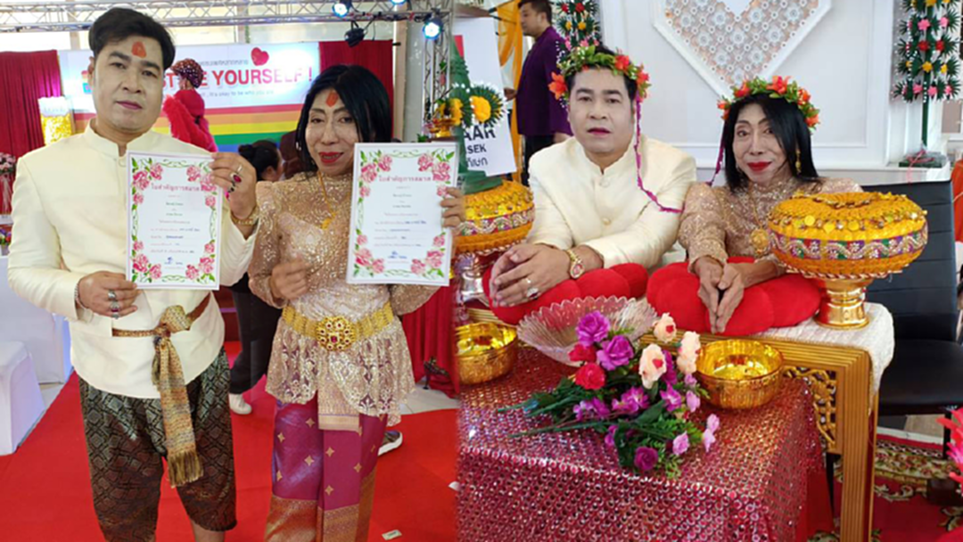 สาวสองสายสะบัด! "สิตางศุ์ บัวทอง" ควงแฟนหนุ่มเข้าพิธีวิวาห์หวานชื่น
