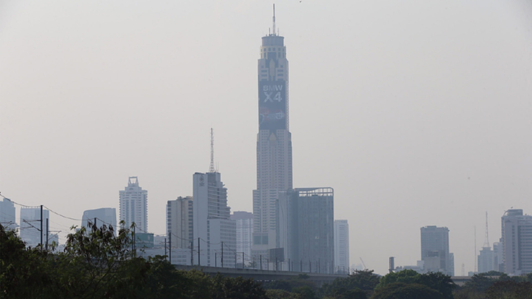 ฝุ่นพิษ PM 2.5 ยังเกินมาตรฐาน 35 พื้นที่ แต่มีแนวโน้มลดลง ฝุ่นพิษ PM 2.5 ยังเกินมาตรฐาน 35 พื้นที่ แต่มีแนวโน้มลดลง