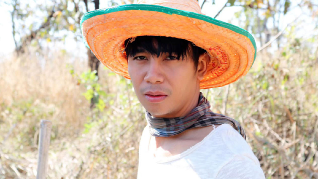 "ก้อง ห้วยไร่" ประกาศอยากเป็นนายกฯ? "ก้อง ห้วยไร่" ประกาศอยากเป็นนายกฯ?