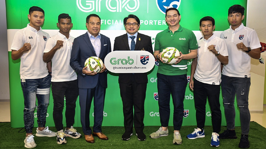 ร่วมด้วยช่วยกัน! "แกร็บ" เปิดตัวหนุน "ช้างศึก" พร้อมแคมเปญ "เชียร์ไทยไปกับแกร็บ" ร่วมด้วยช่วยกัน! "แกร็บ" เปิดตัวหนุน "ช้างศึก" พร้อมแคมเปญ "เชียร์ไทยไปกับแกร็บ"
