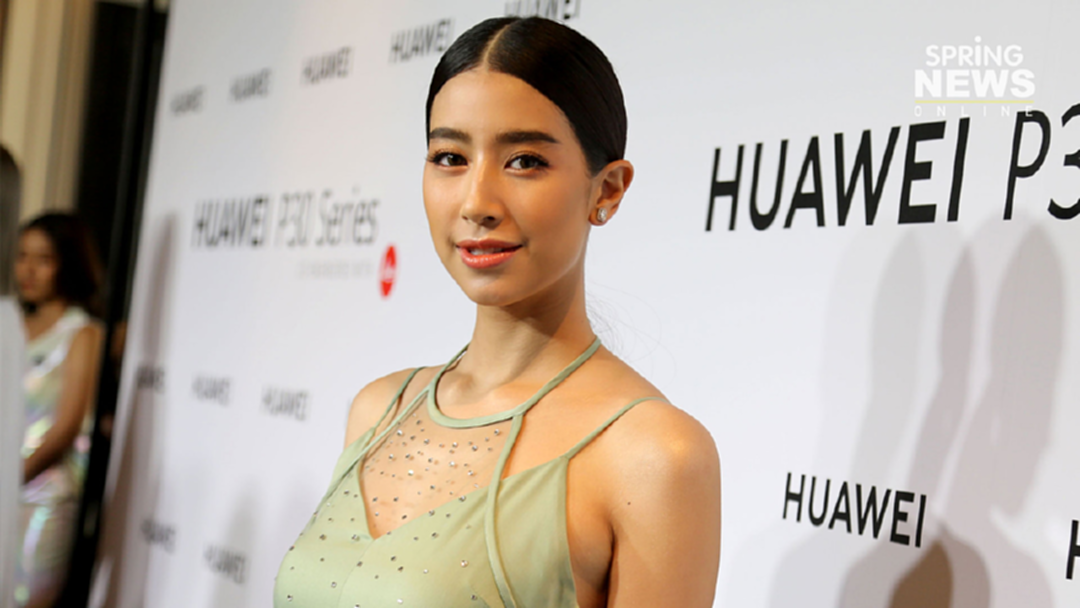 "มิ้นต์ ชาลิดา" รับ "ม่อน ธนัชชัย" เอี่ยวกลุ่มต่อยสาวเบ้าตาแตกหน้าผับ "มิ้นต์ ชาลิดา" รับ "ม่อน ธนัชชัย" เอี่ยวกลุ่มต่อยสาวเบ้าตาแตกหน้าผับ