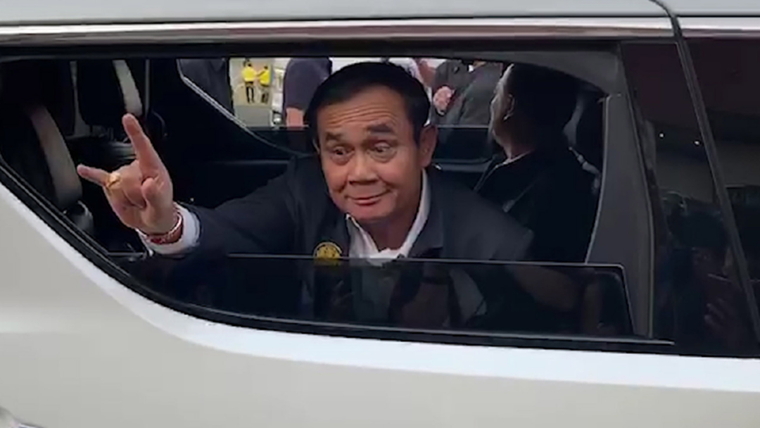 ไม่ได้มาโม้ "บิ๊กตู่" ให้คำสัญญาไม่อยากให้ทุกคนลำบาก ย้ำเจตนาเปล่าสืบทอดอำนาจ [คลิป]