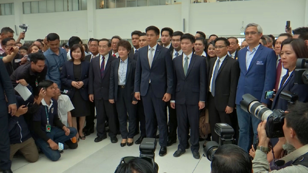 เลือกตั้ง 62 : ย้อนดูข้อกล่าวหายุบพรรค "ไทยรักษาชาติ" เลือกตั้ง 62 : ย้อนดูข้อกล่าวหายุบพรรค "ไทยรักษาชาติ"
