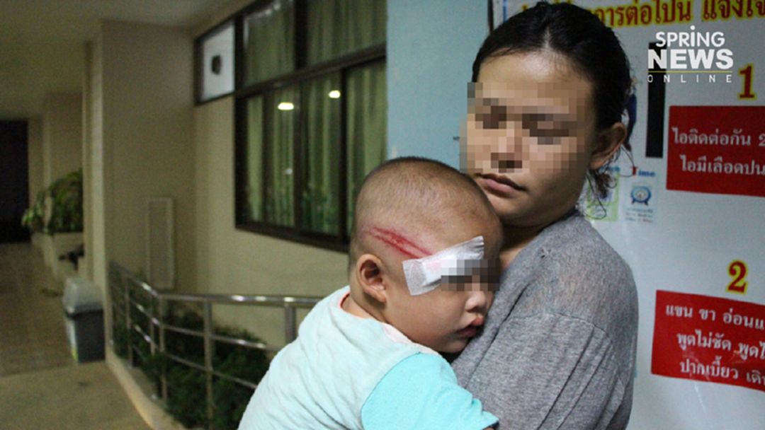อาสาฯ ตีเด็กมอบตัว-รับทราบข้อกล่าวหา ใช้เงินสดยื่นประกันตัว 1 หมื่น อาสาฯ ตีเด็กมอบตัว-รับทราบข้อกล่าวหา ใช้เงินสดยื่นประกันตัว 1 หมื่น