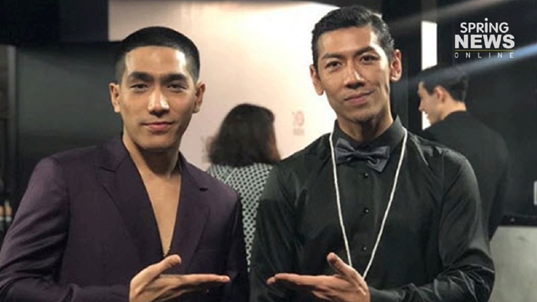 แฝดยายอีกแล้ว "ป๋อมแป๋ม" ลงรูปคู่ "โต้ง twopee" พร้อมถาม ใครเอากระจกมาตั้ง? แฝดยายอีกแล้ว "ป๋อมแป๋ม" ลงรูปคู่ "โต้ง twopee" พร้อมถาม ใครเอากระจกมาตั้ง?
