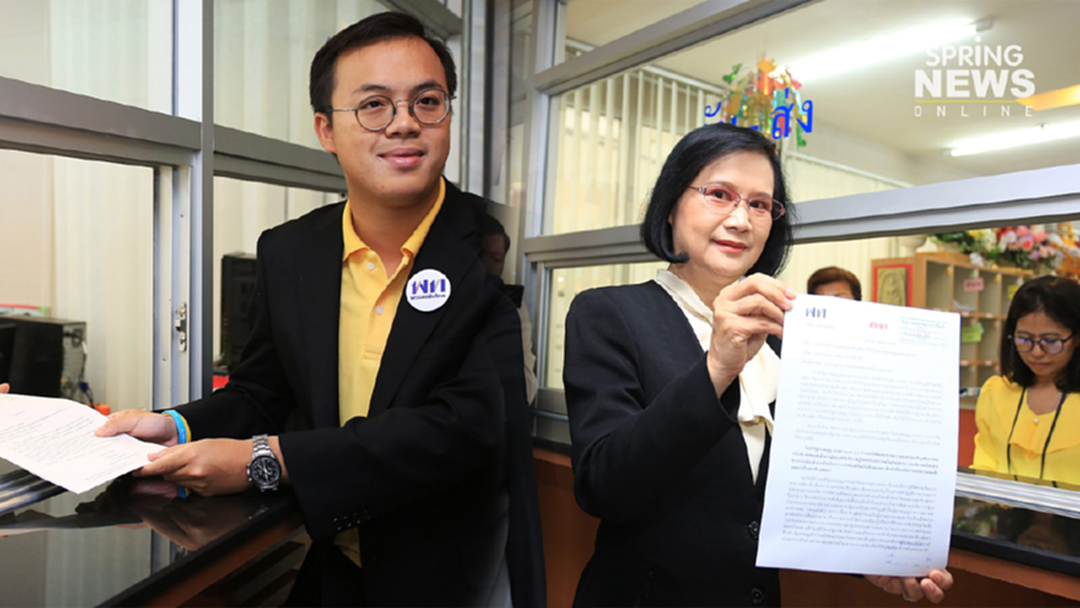 เลือกตั้ง 62 : เพื่อไทย จี้ กกต.โล๊ะทิ้งกรรมการสรรหา ส.ว. เลือกตั้ง 62 : เพื่อไทย จี้ กกต.โล๊ะทิ้งกรรมการสรรหา ส.ว.
